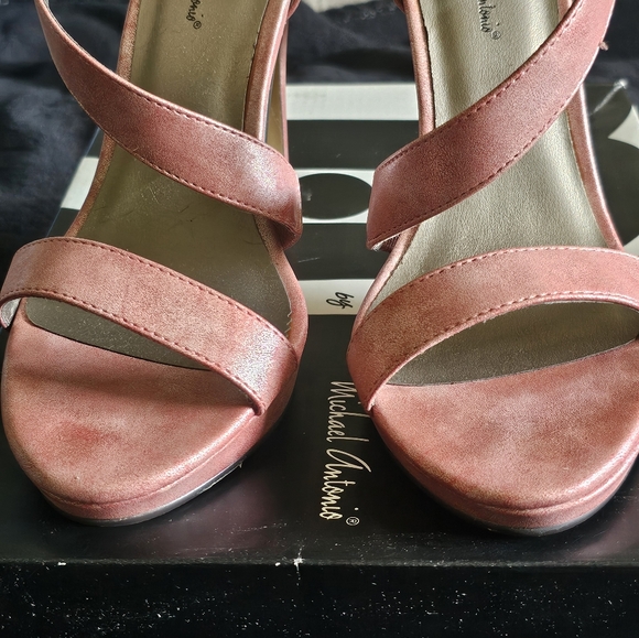 Michael Antonio Tarria Heels - Picture 4 of 9